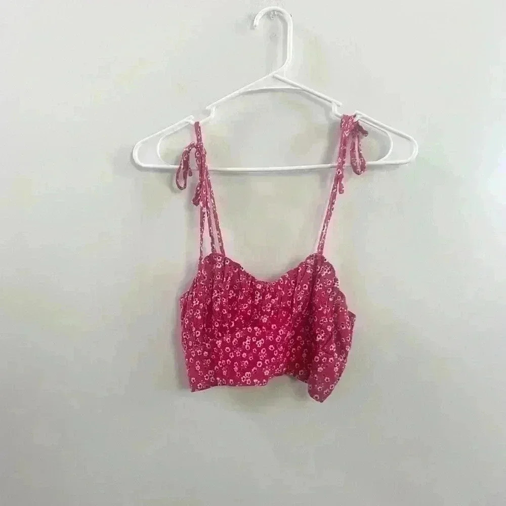Princess Polly floral crop top 4